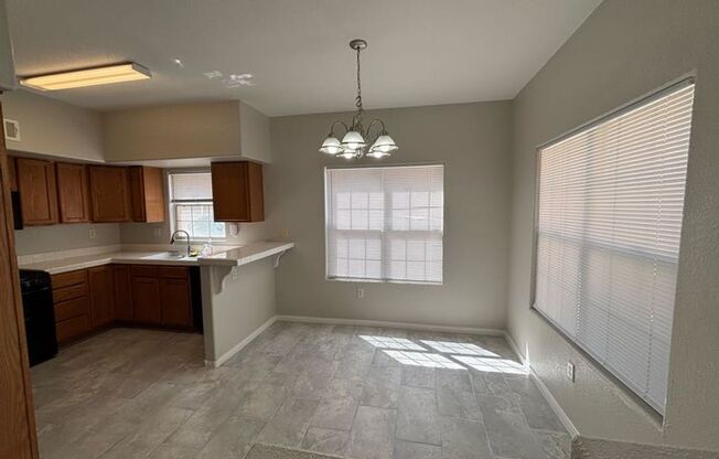 2 Bed / 2 Bath $299 MOVE-IN SPECIAL!!!