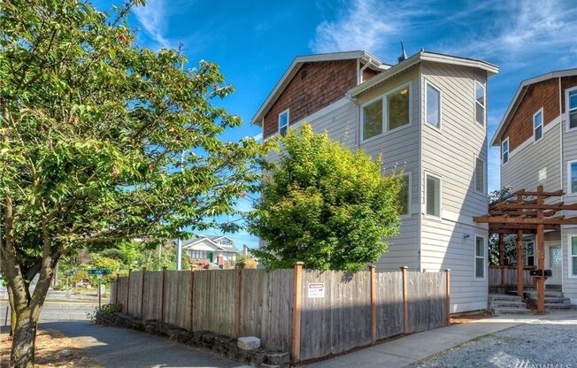 Spacious 4-Level Home with 3 Beds + Bonus Room, 3.5 Baths, and Private Yard