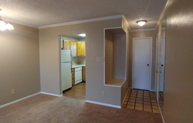 2 beds, 2 baths, 943 sqft, $855, Unit 1510