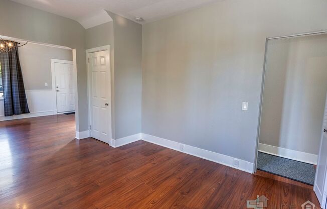 2 beds, 1 bath, $1,800