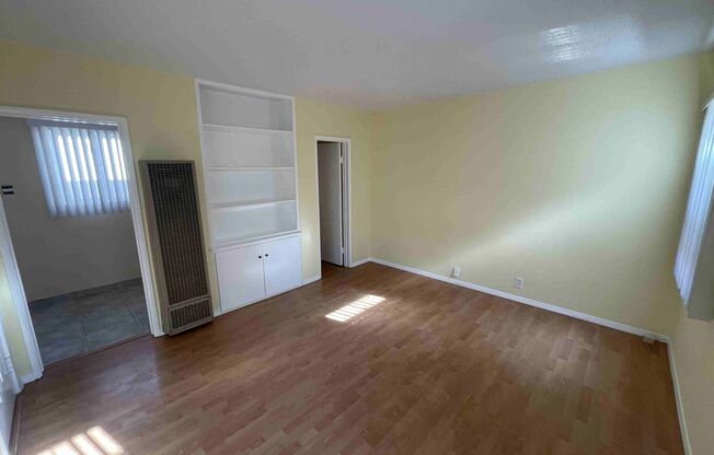 Studio, 1 bath, 425 sqft, $1,850