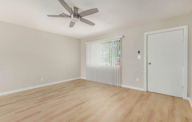 Modern-Living style home in Phoenix