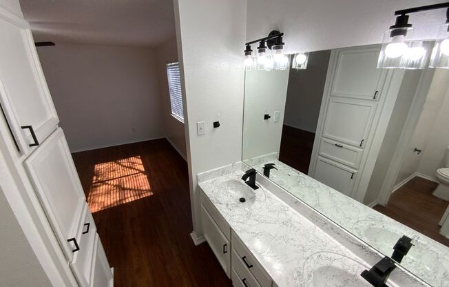 2 beds, 2 baths, 989 sqft, $1,715, Unit 11610A