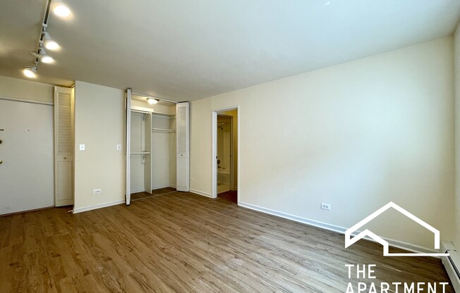 6006 N KENMORE