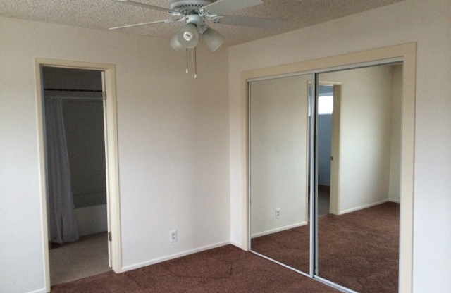 2 beds, 1.5 baths, $2,395, Unit 15