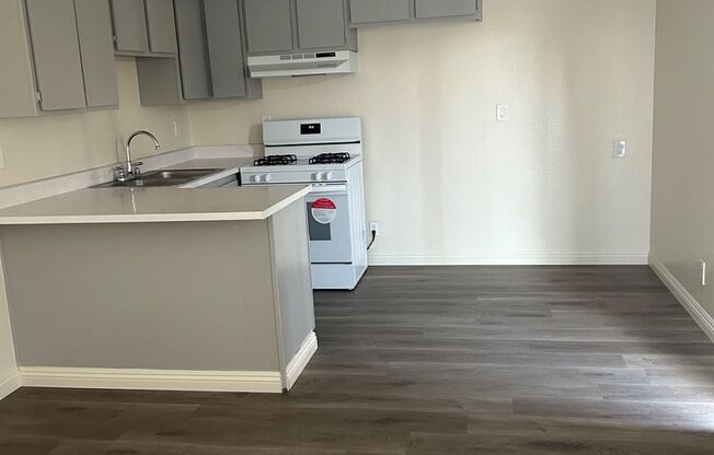 1 bed, 1 bath, 511 sqft, $1,850, Unit 109