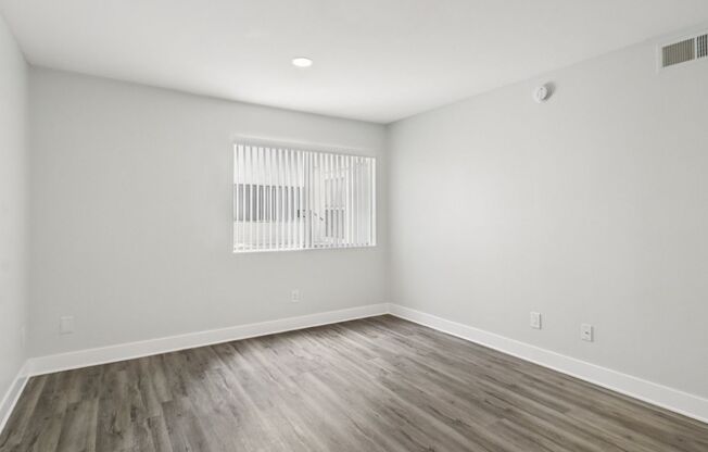 1 bed, 1 bath, 675 sqft, $2,898, Unit 102