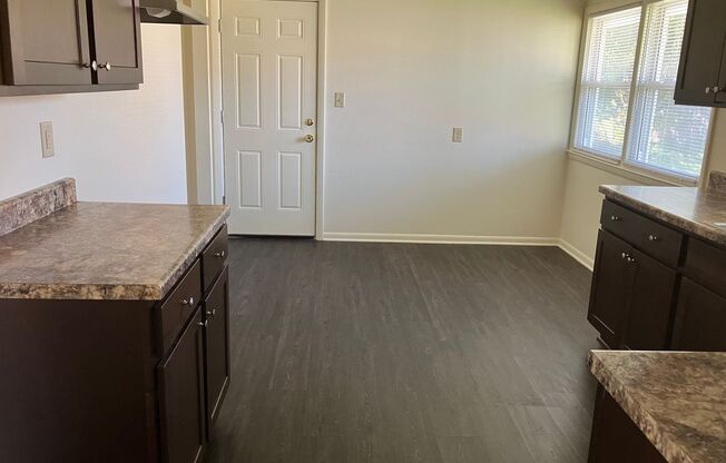 3 beds, 1 bath, $1,995