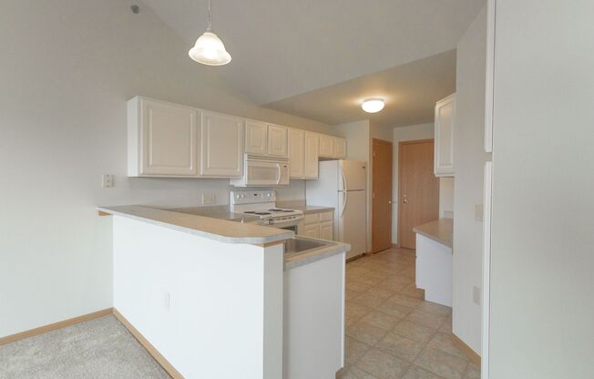 Studio, 1 bath, 502 sqft, $1,330, Unit 290-207