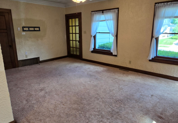 2913 N 55 ST