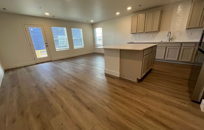 Brand New Home in Mosaic