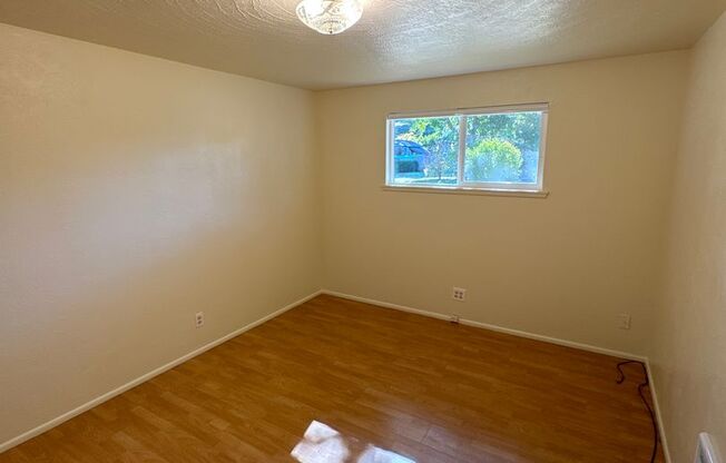 3 beds, 1 bath, $1,950