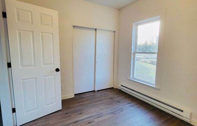 2 beds, 1 bath, $1,795