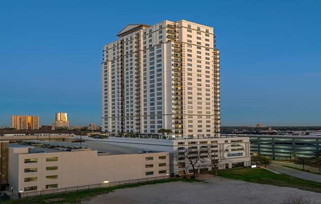 a night view of the building at Dominion Post Oak in Houston, TX