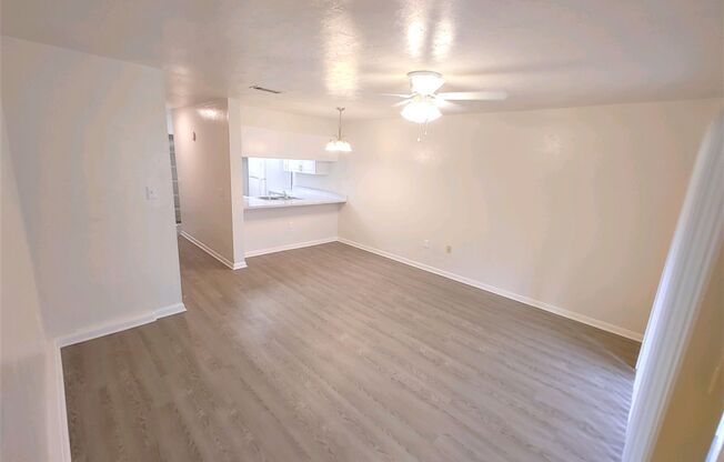 2 beds, 1.5 baths, 1,001 sqft, $1,375, Unit CW1806