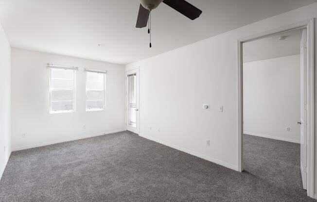 1 bed, 1 bath, 600 sqft, $2,600