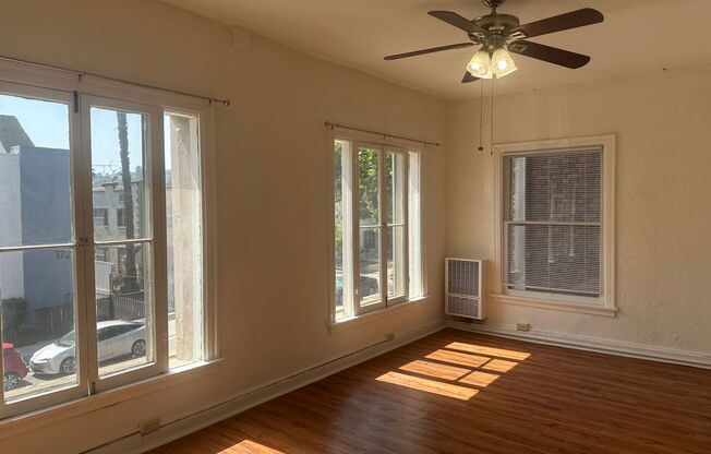 223-1724 N EDGEMONT ST