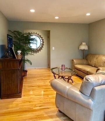 29 RIVERVIEW CT