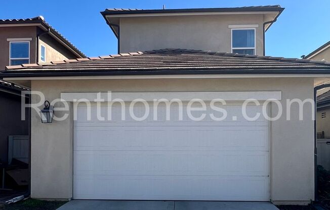 3 beds, 2.5 baths, $4,300