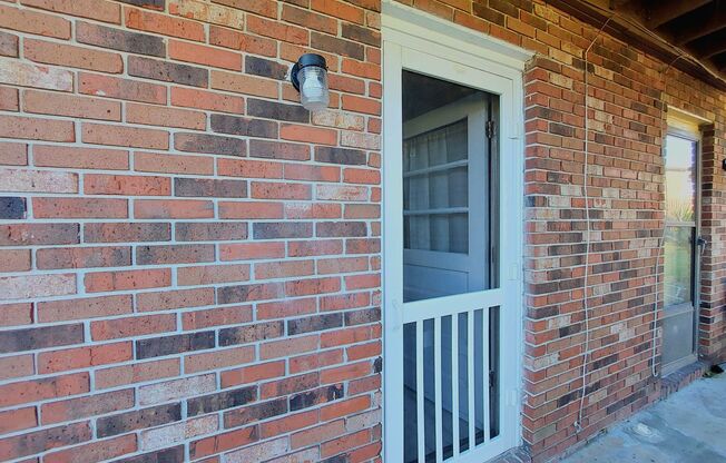 2 beds, 1 bath, $1,395, Unit UNIT N7