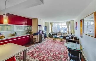 160 W 66 ST