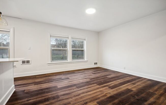 Studio, 1 bath, 425 sqft, $1,750