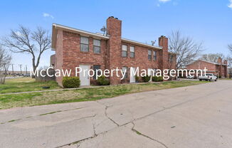 2 beds, 2 baths, 1,072 sqft, $1,595, Unit 3