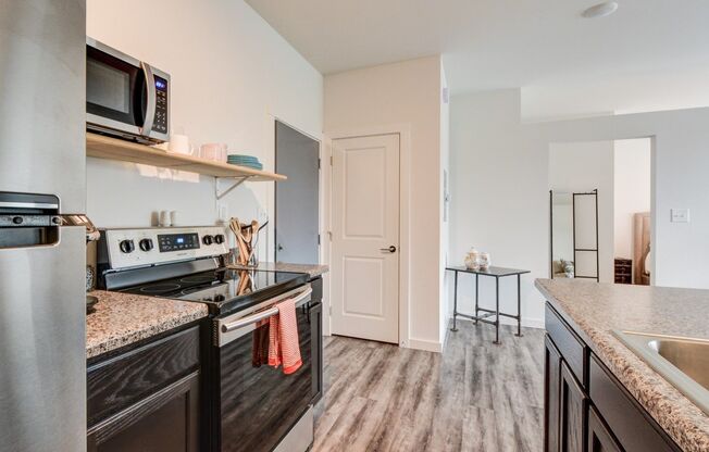 1 bed, 1 bath, 633 sqft, $1,295, Unit 317