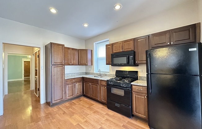 5021 RIDGEWAY