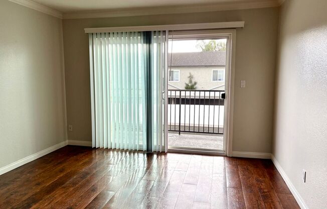 1 bed, 1 bath, 736 sqft, $2,180, Unit B048