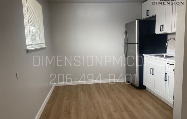 2 beds, 1 bath, 800 sqft, $1,155, Unit #9T