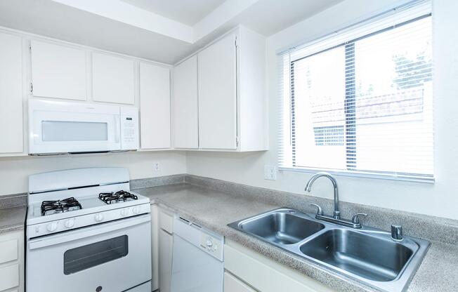 Home - Brookside Park Apartments and Townhomes - Redlands, CA