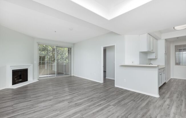 2 beds, 2 baths, 1,200 sqft, $2,998, Unit 101