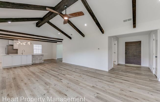 6948 Winterwood Ln
