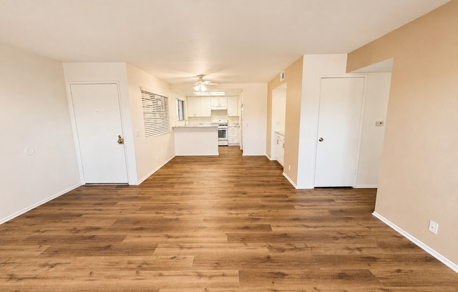 2 beds, 2 baths, 993 sqft, $2,485, Unit 13