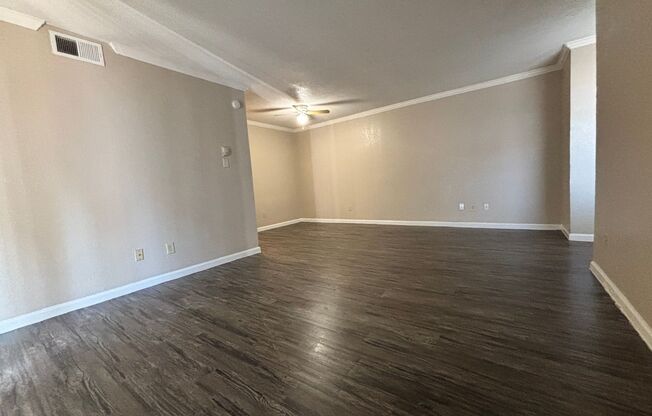 1 bed, 1 bath, 700 sqft, $1,250, Unit 2103
