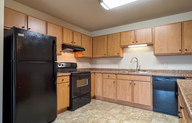 2 beds, 2 baths, 1,286 sqft, $1,550, Unit ML 525-05