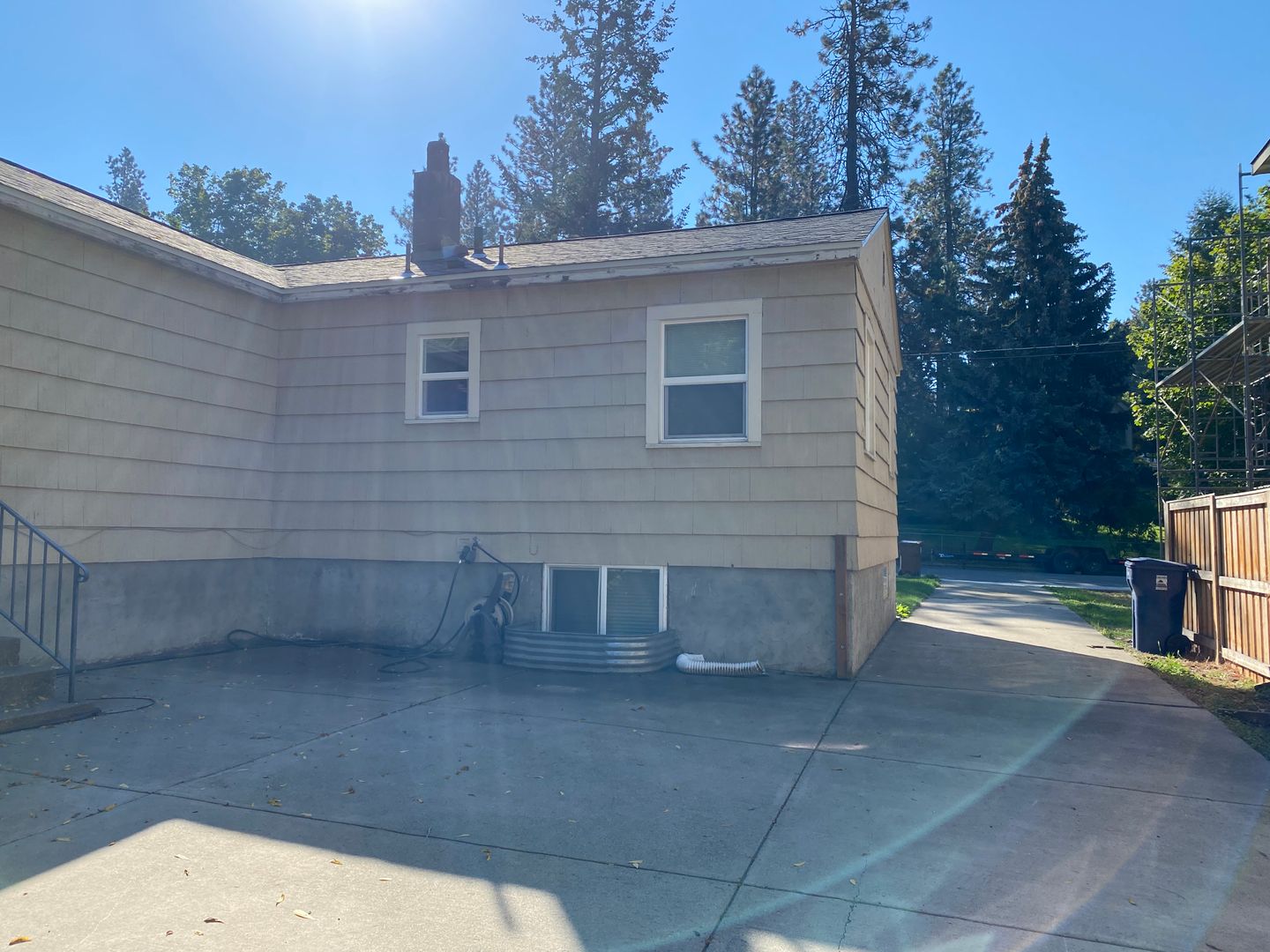 Beautiful 3 bed/2 bath On South Hill!