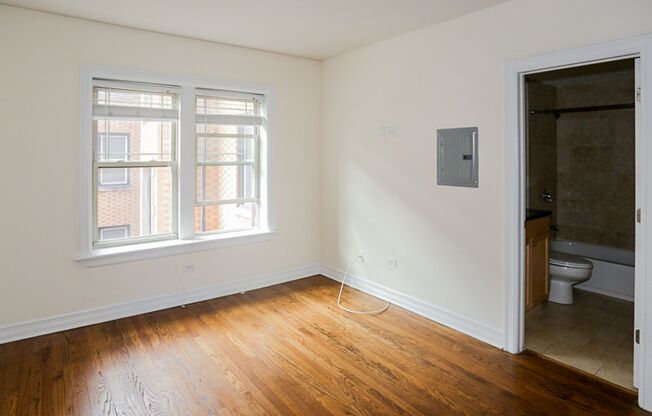 1 bed, 1 bath, 449 sqft, $1,795, Unit 3814S-2W