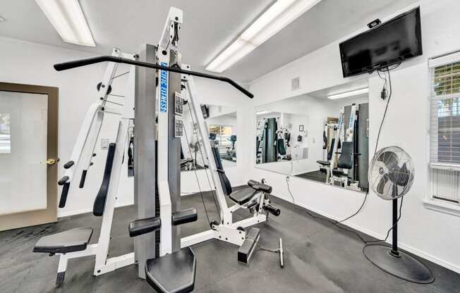 Gym at Masters Apartments Aloha Oregon 