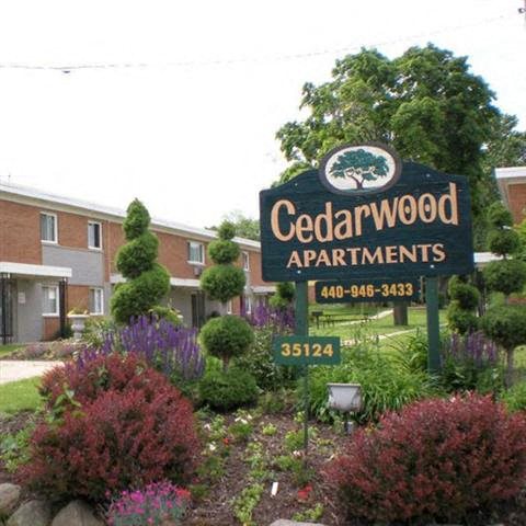 Cedarwood Estates Apartments