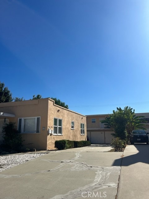 1 bed, 1 bath, 2,056 sqft, $1,850