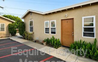 1263 S OXNARD BLVD