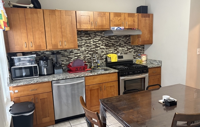 12 FAIRMONT PL