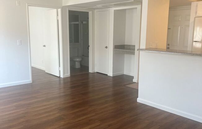 1 bed, 1 bath, $1,795, Unit 103