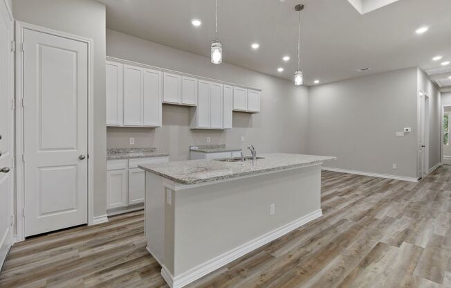 3 beds, 2.5 baths, 1,380 sqft, $1,849, Unit 9193 Dietz Elkhorn Rd Unit 201