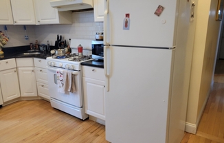 3 beds, 1 bath, 1,300 sqft, $3,300, Unit 1