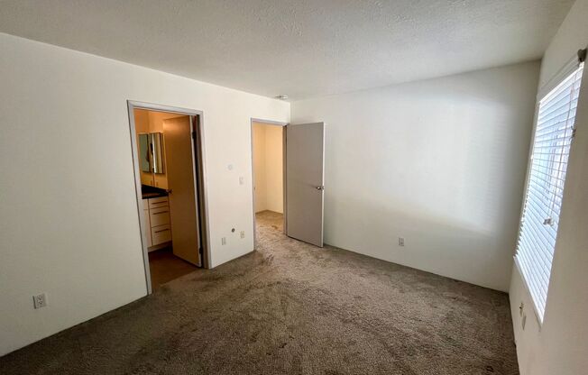 2 beds, 2 baths, $2,695