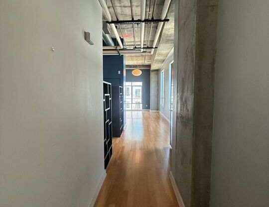 1 bed, 1 bath, 820 sqft, $2,950, Unit 731