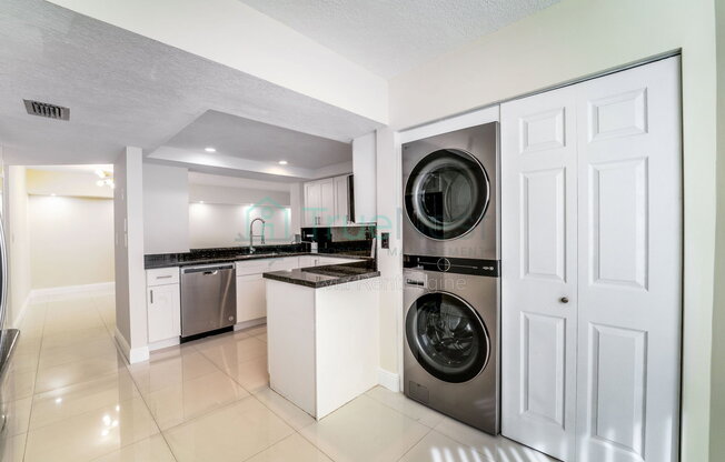 3 beds, 2 baths, 1,170 sqft, $2,500, Unit 106